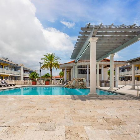Quality Inn And Conference Center Tampa-Brandon Heartland Eksteriør billede
