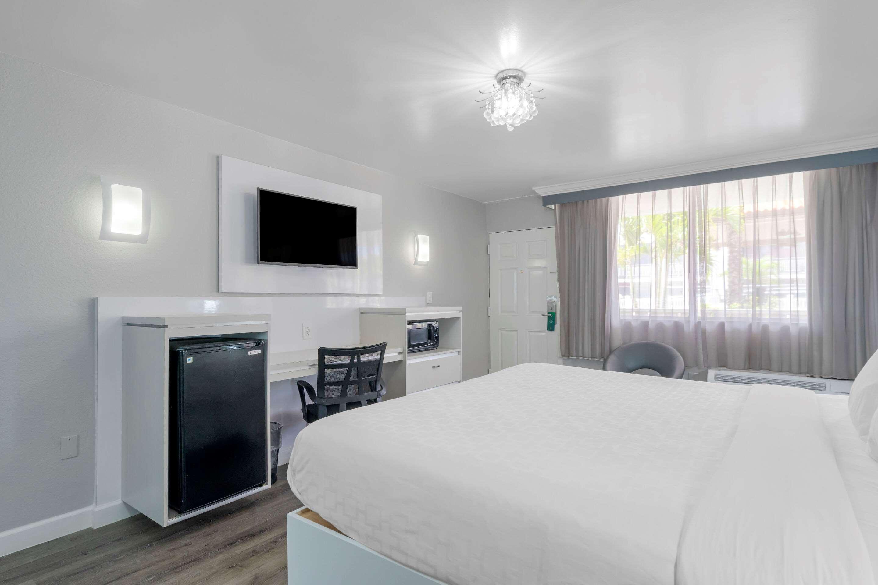 Quality Inn And Conference Center Tampa-Brandon Heartland Eksteriør billede