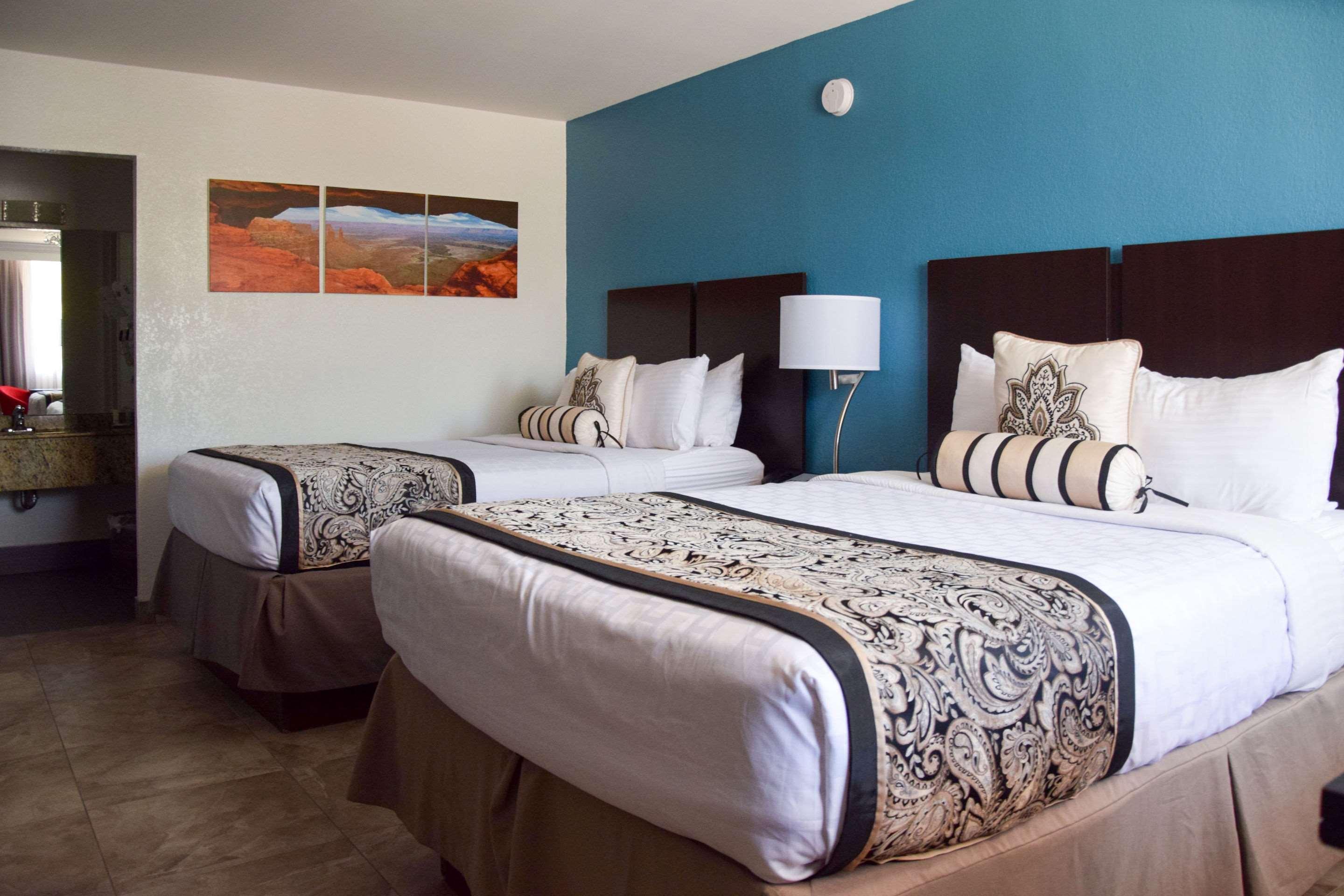Quality Inn And Conference Center Tampa-Brandon Heartland Eksteriør billede
